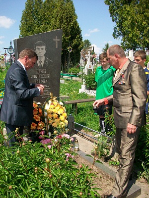 100_2698.jpg