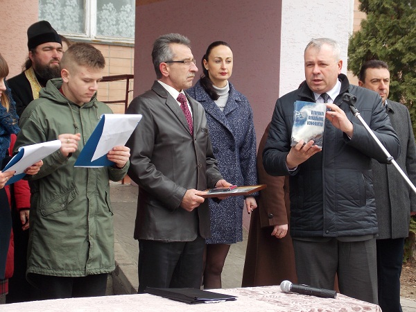 zaharevskiy20160418_3.jpg
