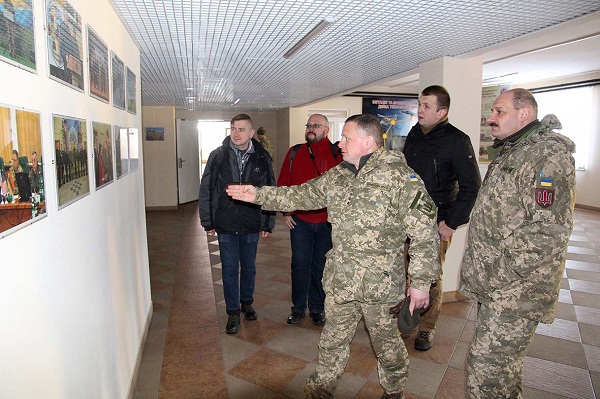 polukr_20180330_4.jpg polukr_20180330_4.jpg