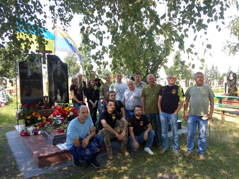 2102.jpg