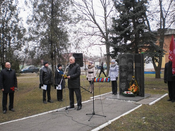 kobelyaky2.jpg kobelyaky2.jpg
